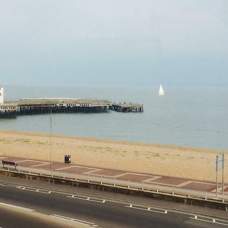 See The Sea Southsea Exterior photo